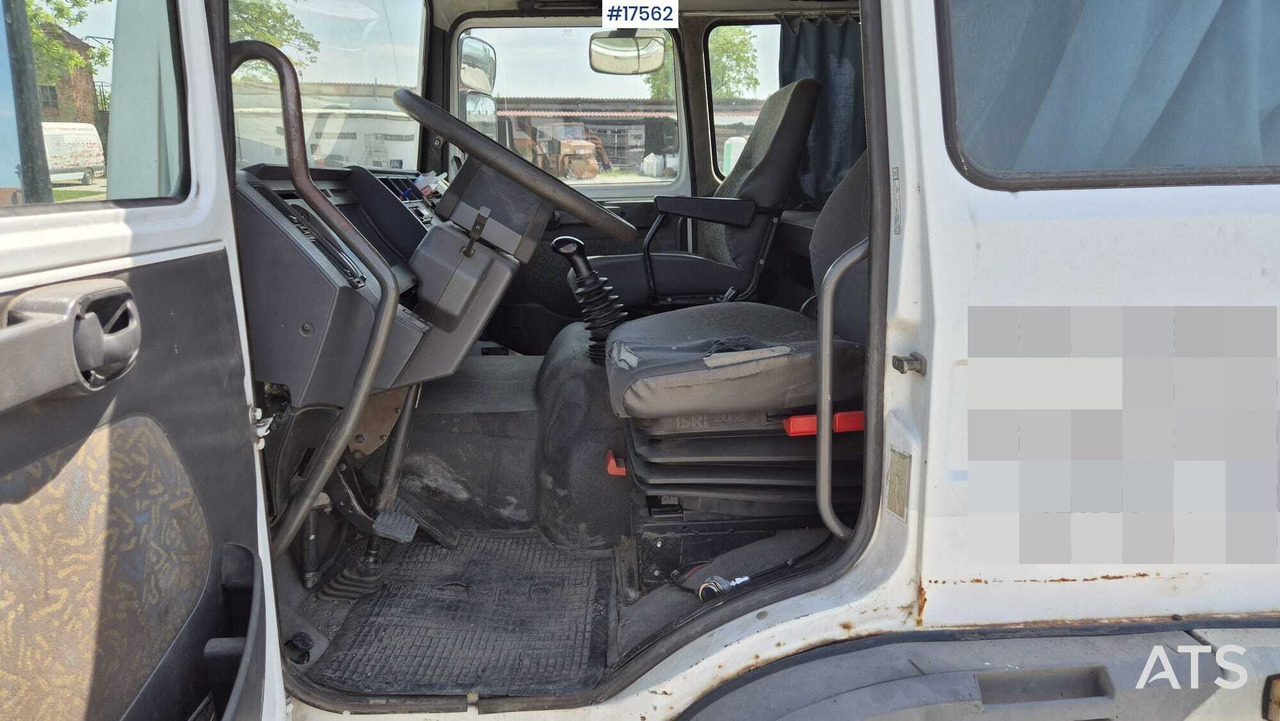 Φορτηγό με γερανό 1999 Renault  M180: φωτογραφία 9