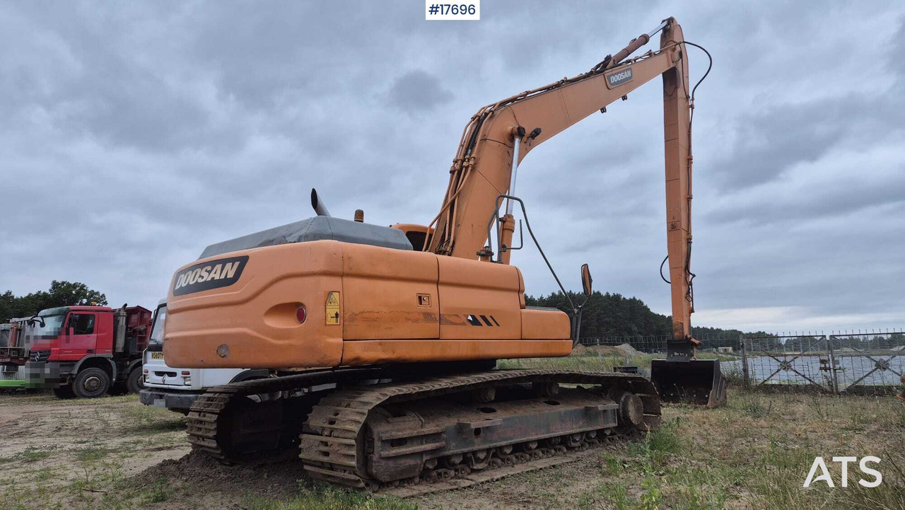 2006 Doosan  DX 300 LC - Ερπυστριοφόρος εκσκαφέας: φωτογραφία 3 2006 Doosan  DX 300 LC - Ερπυστριοφόρος εκσκαφέας: φωτογραφία 3