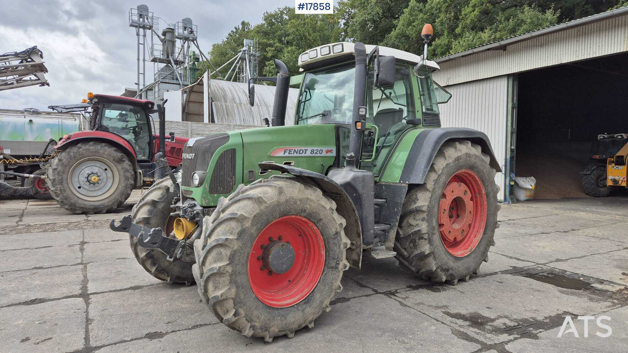FENDT 820 VARIO TMS agricultural tractor (2011) - Τρακτέρ: φωτογραφία 4 FENDT 820 VARIO TMS agricultural tractor (2011) - Τρακτέρ: φωτογραφία 4