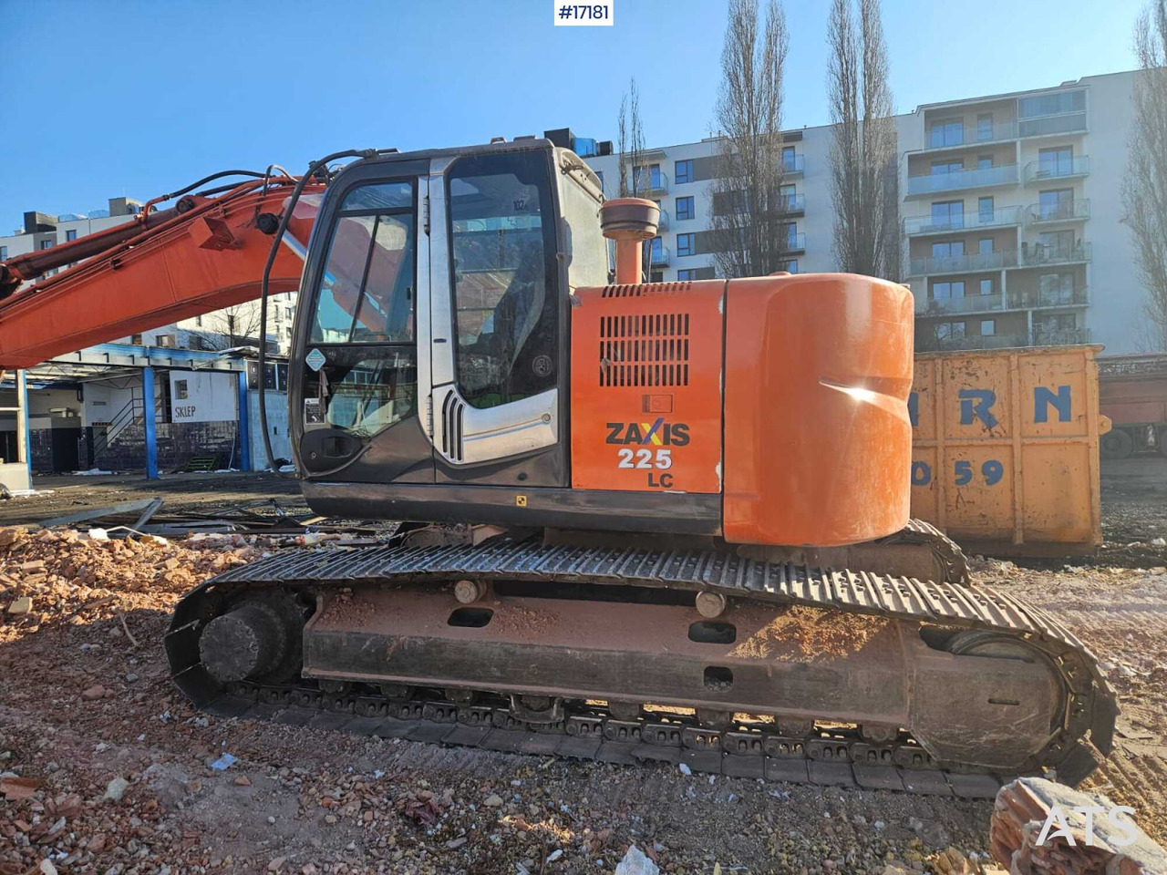 Hydraulic excavator Hitachi ZX225 LC (2013) - Ερπυστριοφόρος εκσκαφέας: φωτογραφία 1 Hydraulic excavator Hitachi ZX225 LC (2013) - Ερπυστριοφόρος εκσκαφέας: φωτογραφία 1