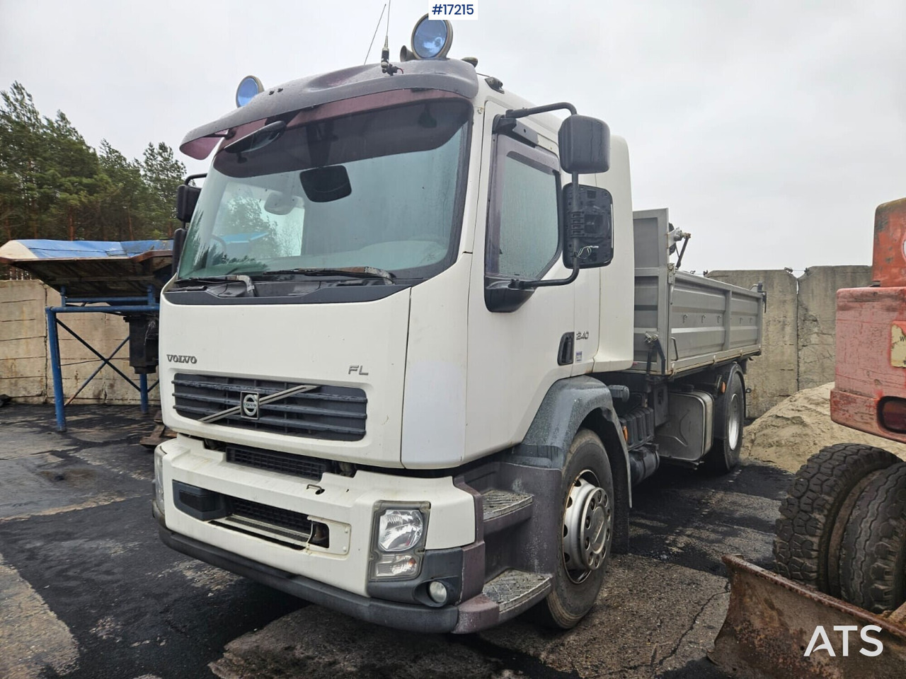 VOLVO FL4XR3 Three-way tipping (2006) - Φορτηγό ανατρεπόμενο: φωτογραφία 3 VOLVO FL4XR3 Three-way tipping (2006) - Φορτηγό ανατρεπόμενο: φωτογραφία 3