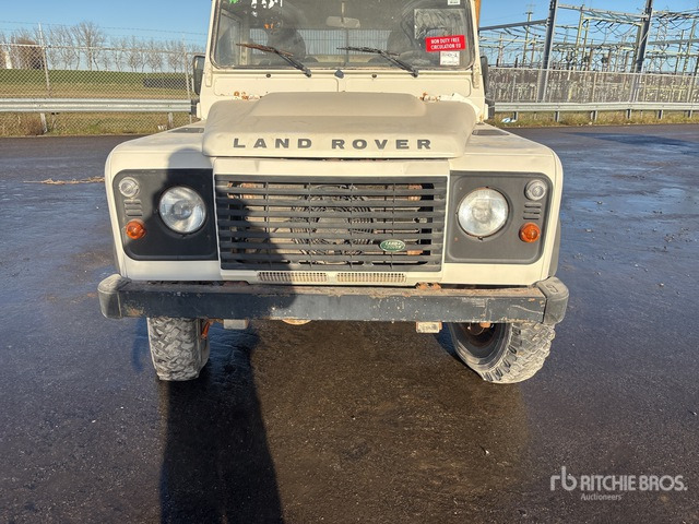 2010 Land Rover Defender (Inoperable) SUV - SUV: φωτογραφία 4 2010 Land Rover Defender (Inoperable) SUV - SUV: φωτογραφία 4