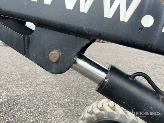 2016 Nifty-Lift HR17 4WD Hybrid Articulating Boom Lift - Καλαθοφόρο ανυψωτικό: φωτογραφία 4 2016 Nifty-Lift HR17 4WD Hybrid Articulating Boom Lift - Καλαθοφόρο ανυψωτικό: φωτογραφία 4