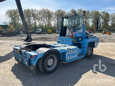 TERBERG TT222 4x2 Terminal - Τράκτορες τελωνείων: φωτογραφία 3 TERBERG TT222 4x2 Terminal - Τράκτορες τελωνείων: φωτογραφία 3