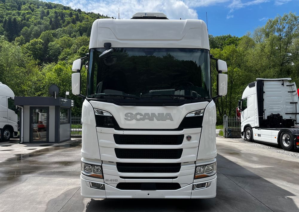 Scania R410 // 2018 Rok 6x2 // Retarder // Automat // Led // Navi // 77 // - Φορτηγό μουσαμάς: φωτογραφία 2 Scania R410 // 2018 Rok 6x2 // Retarder // Automat // Led // Navi // 77 // - Φορτηγό μουσαμάς: φωτογραφία 2