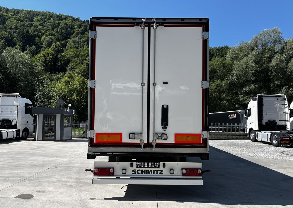 Schmitz Cargobull Chłodnia // 2010 Rok // 2 osie podnoszone // Doppelstock // Kosz paletowy // - Επικαθήμενο ψυγείο: φωτογραφία 2 Schmitz Cargobull Chłodnia // 2010 Rok // 2 osie podnoszone // Doppelstock // Kosz paletowy // - Επικαθήμενο ψυγείο: φωτογραφία 2