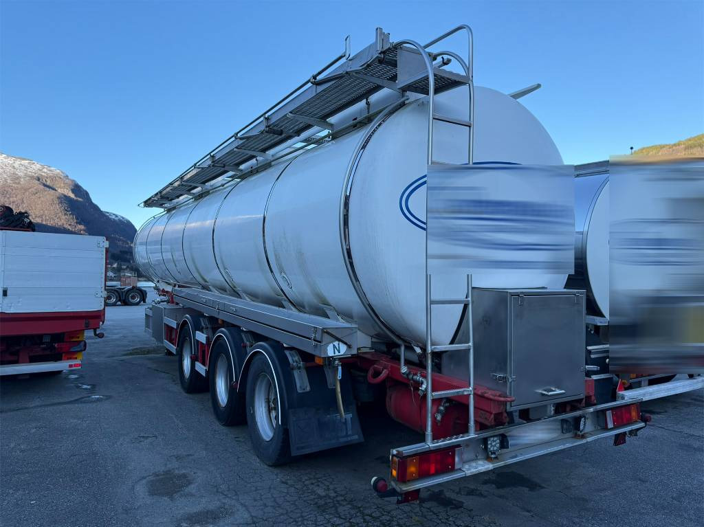 Annet Schrader tank trailer 32 m2 - Επικαθήμενο βυτίο: φωτογραφία 4 Annet Schrader tank trailer 32 m2 - Επικαθήμενο βυτίο: φωτογραφία 4