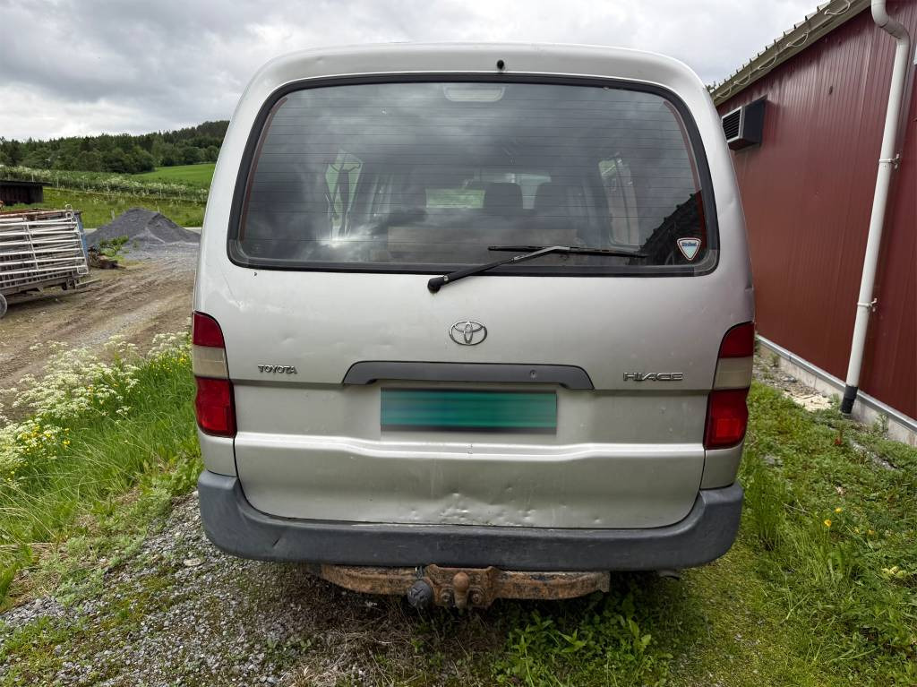 Βαν Toyota Hiace 4x4: φωτογραφία 6