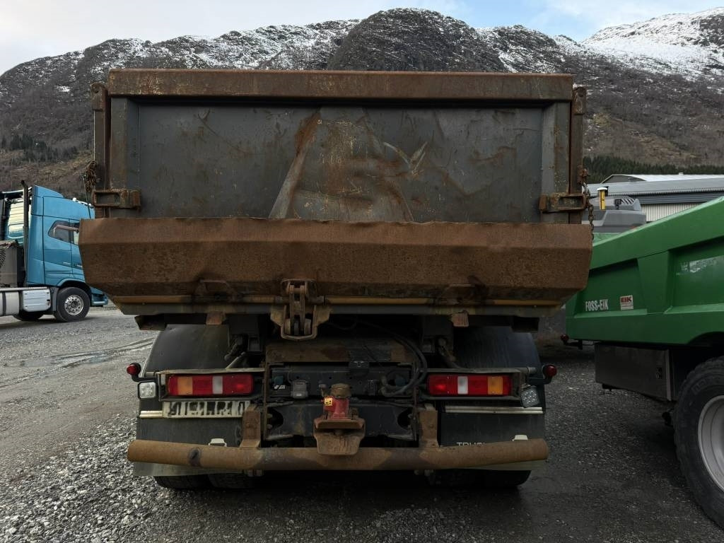 Φορτηγό ανατρεπόμενο Volvo FH 16 550 6x2: φωτογραφία 6 Φορτηγό ανατρεπόμενο Volvo FH 16 550 6x2: φωτογραφία 6