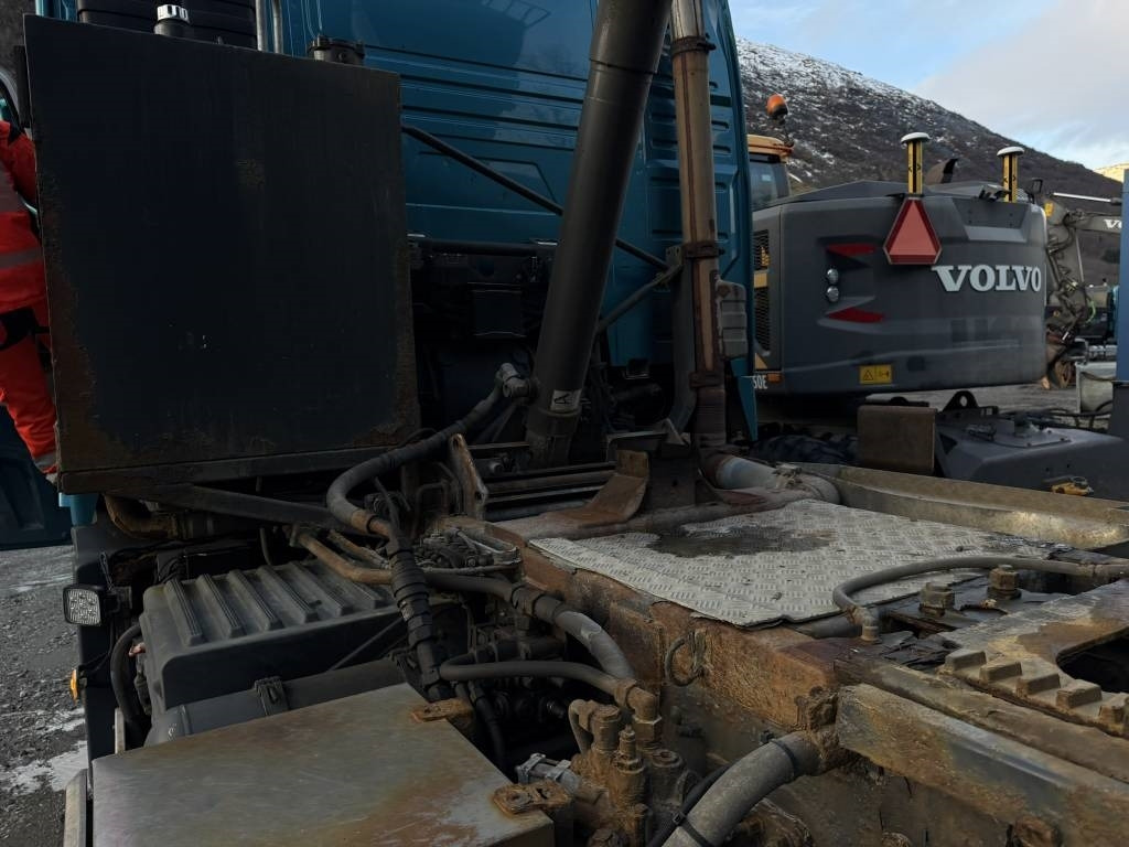 Φορτηγό ανατρεπόμενο Volvo FH 16 550 6x2: φωτογραφία 38 Φορτηγό ανατρεπόμενο Volvo FH 16 550 6x2: φωτογραφία 38