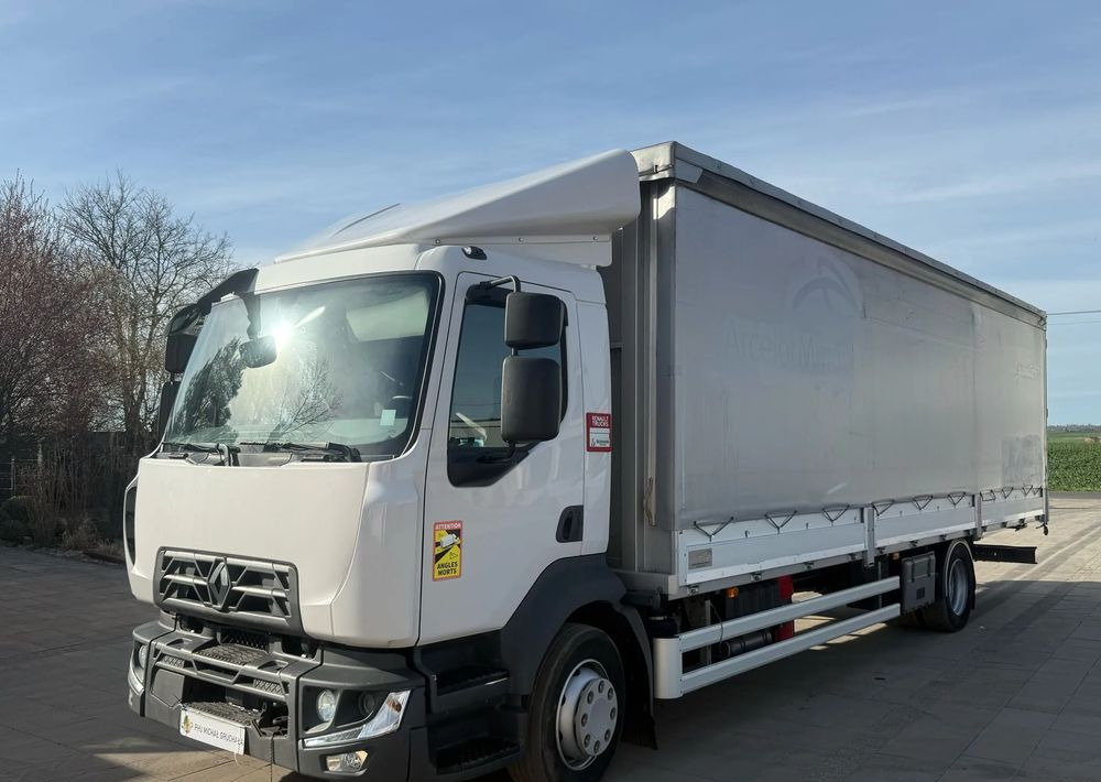 Renault D12 - Φορτηγό μουσαμάς: φωτογραφία 3 Renault D12 - Φορτηγό μουσαμάς: φωτογραφία 3