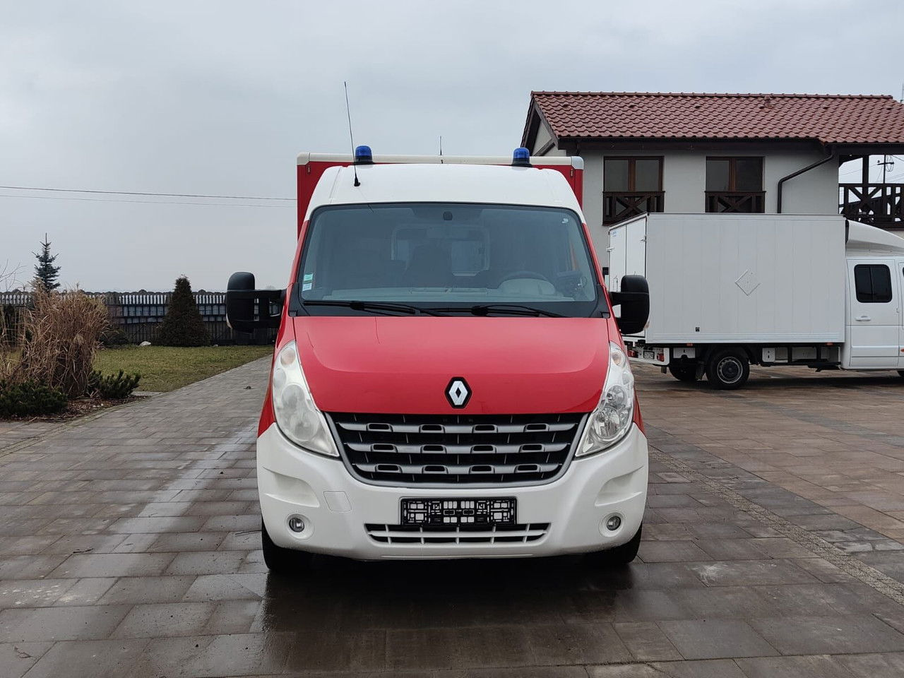 Renault Master Karetka Ambulans pogotowie kontenerowe Kamper - Ασθενοφόρο: φωτογραφία 2 Renault Master Karetka Ambulans pogotowie kontenerowe Kamper - Ασθενοφόρο: φωτογραφία 2