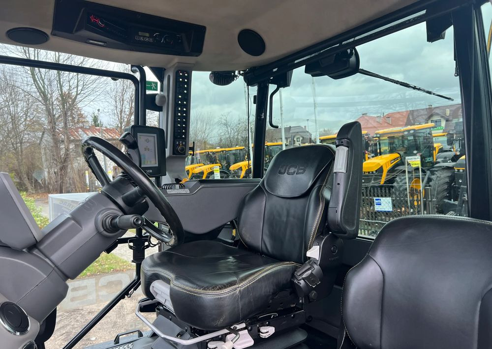 Τρακτέρ JCB FASTRAC 4220: φωτογραφία 11