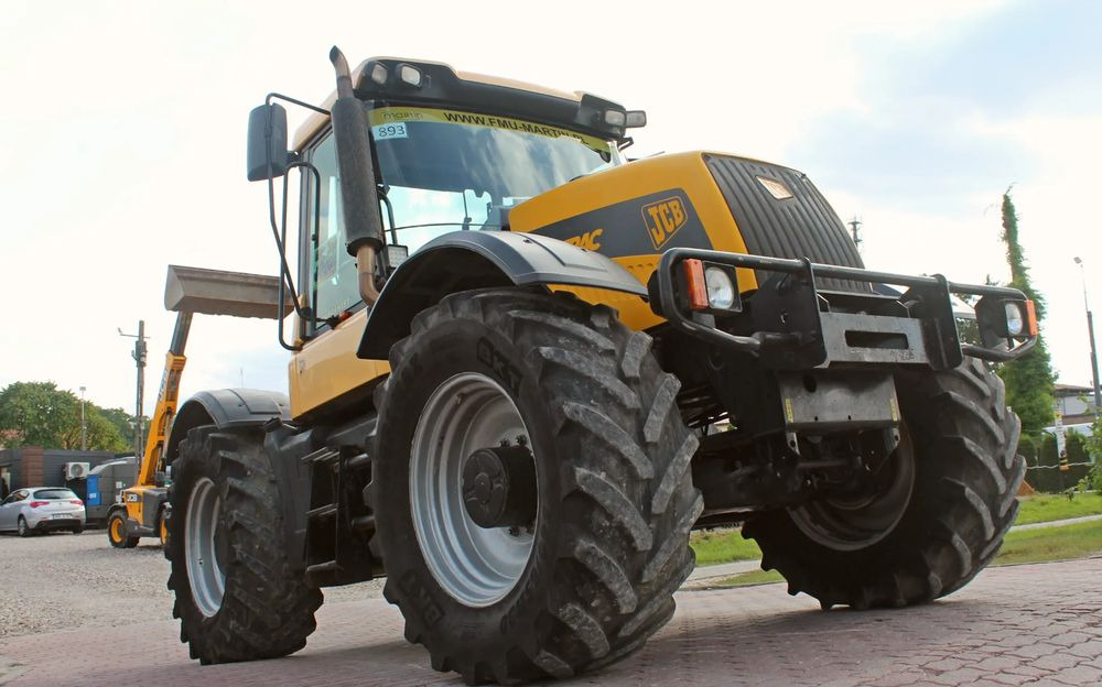JCB Fastrac 3185 - Τρακτέρ: φωτογραφία 4 JCB Fastrac 3185 - Τρακτέρ: φωτογραφία 4