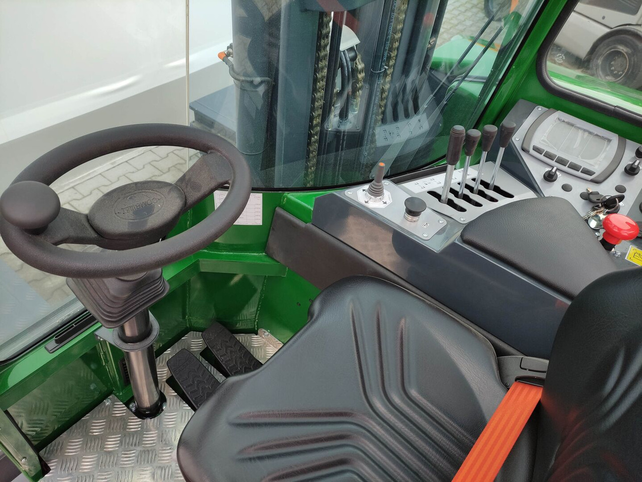 Combilift C5000ET - Ηλεκτροκίνητο περονοφόρο: φωτογραφία 5 Combilift C5000ET - Ηλεκτροκίνητο περονοφόρο: φωτογραφία 5