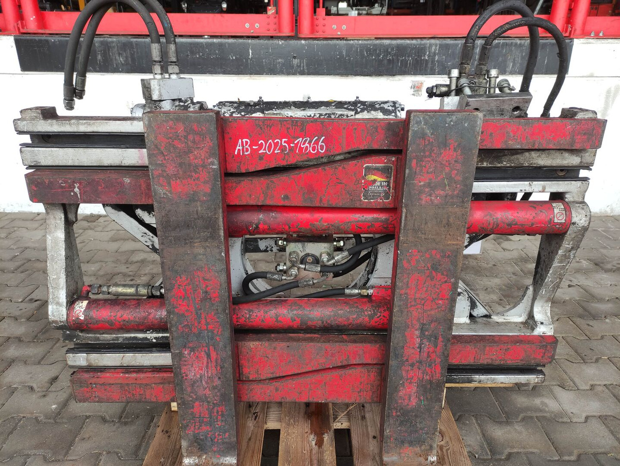 Durwen DU73 0 - Πιρούνες: φωτογραφία 1 Durwen DU73 0 - Πιρούνες: φωτογραφία 1