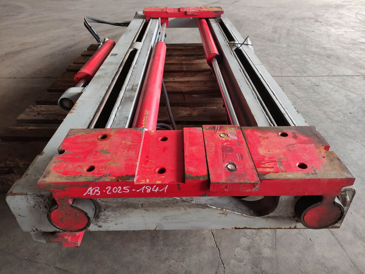 Durwen RZV100S - Πιρούνες: φωτογραφία 3 Durwen RZV100S - Πιρούνες: φωτογραφία 3