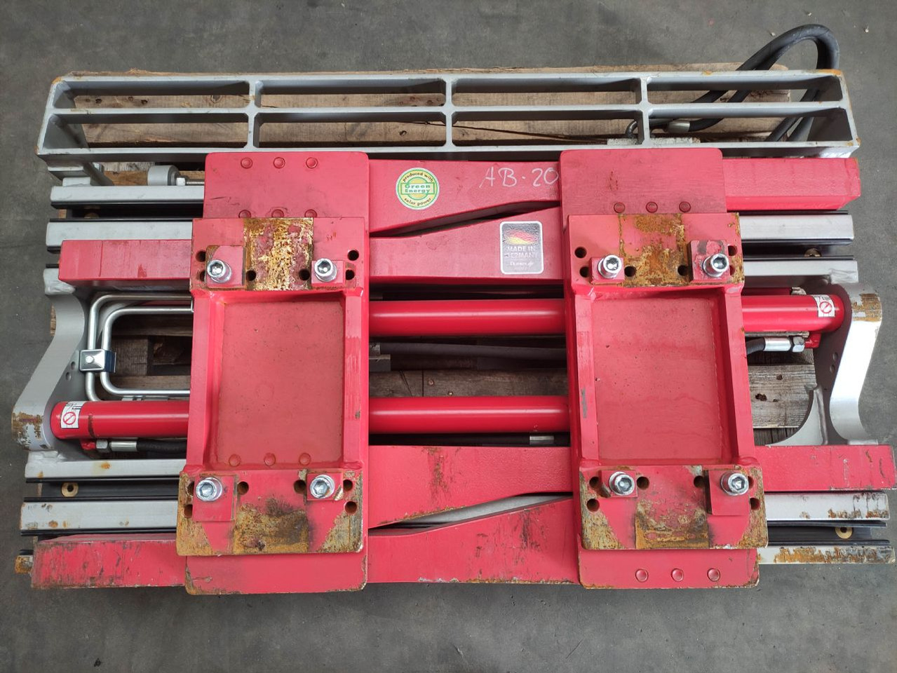 Durwen ZVP25-AS - Πιρούνες: φωτογραφία 1 Durwen ZVP25-AS - Πιρούνες: φωτογραφία 1