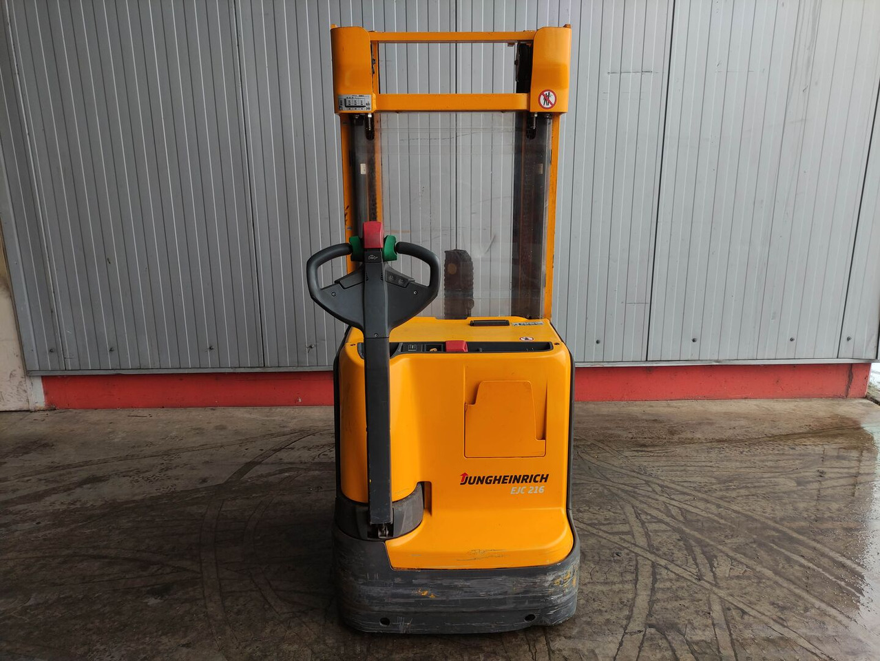 Jungheinrich EJC 216 - Μηχάνημα στοίβαξης: φωτογραφία 4 Jungheinrich EJC 216 - Μηχάνημα στοίβαξης: φωτογραφία 4