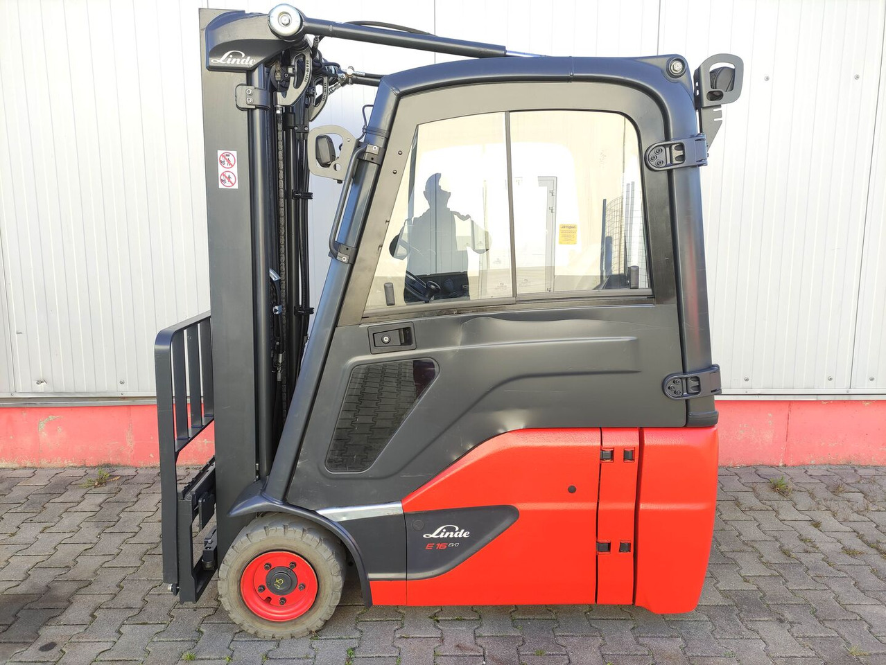 Linde E16-02-386 EVO - Ηλεκτροκίνητο περονοφόρο: φωτογραφία 1 Linde E16-02-386 EVO - Ηλεκτροκίνητο περονοφόρο: φωτογραφία 1