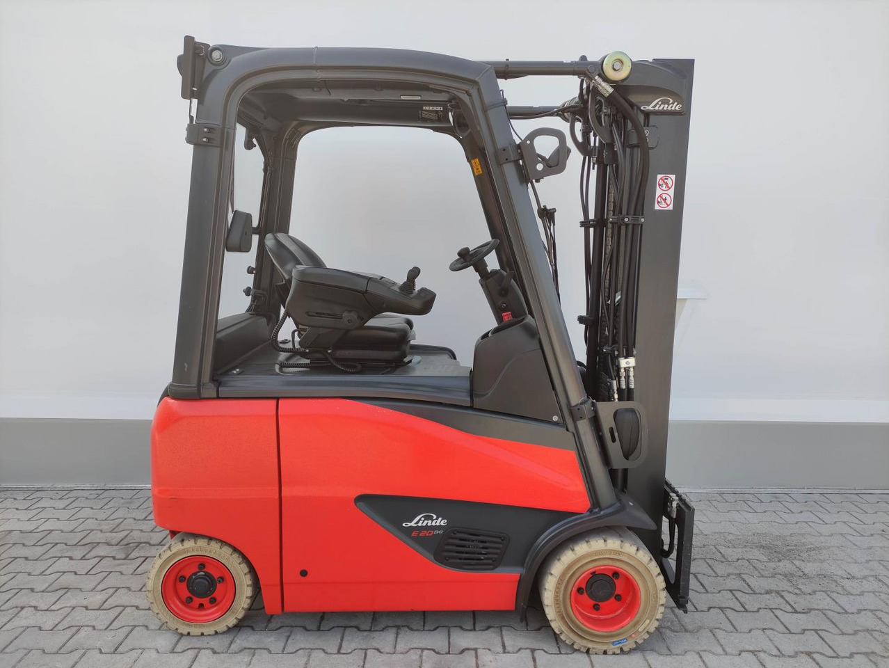 Linde E20PH-02-EVO-386 - Ηλεκτροκίνητο περονοφόρο: φωτογραφία 2 Linde E20PH-02-EVO-386 - Ηλεκτροκίνητο περονοφόρο: φωτογραφία 2