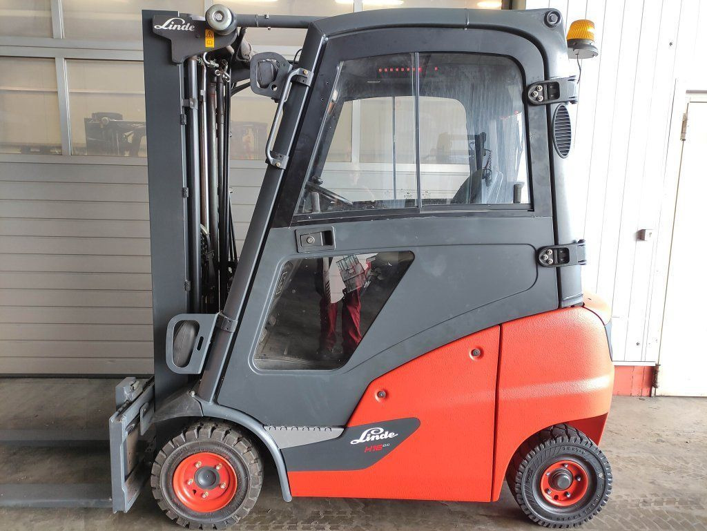 Linde H16D-01-391 *Komplett aufbereitet* - Πετρελαιοκίνητο περονοφόρο: φωτογραφία 1 Linde H16D-01-391 *Komplett aufbereitet* - Πετρελαιοκίνητο περονοφόρο: φωτογραφία 1