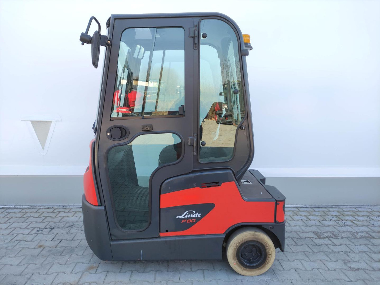 Linde P80 - Μηχάνημα έλξης: φωτογραφία 1 Linde P80 - Μηχάνημα έλξης: φωτογραφία 1