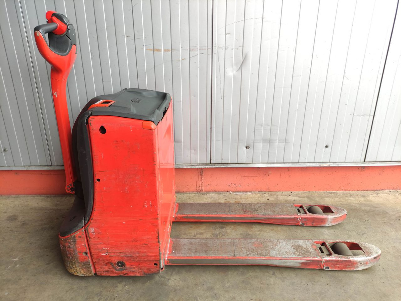 Linde T16-1152 - Παλετοφόρο: φωτογραφία 2 Linde T16-1152 - Παλετοφόρο: φωτογραφία 2