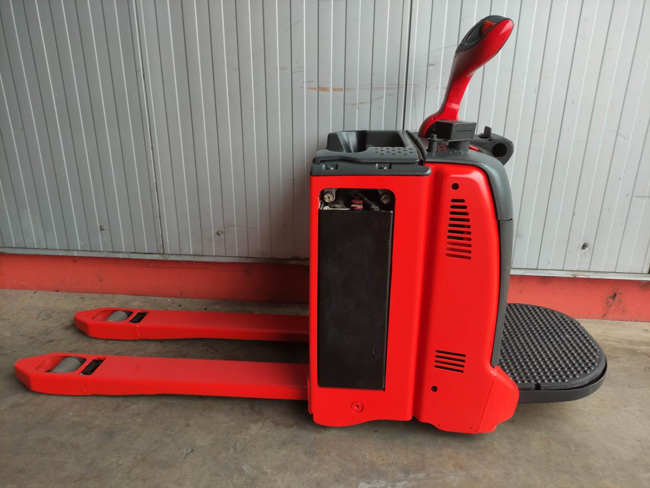 Linde T25 AP (LACK NEU) - Παλετοφόρο: φωτογραφία 1 Linde T25 AP (LACK NEU) - Παλετοφόρο: φωτογραφία 1