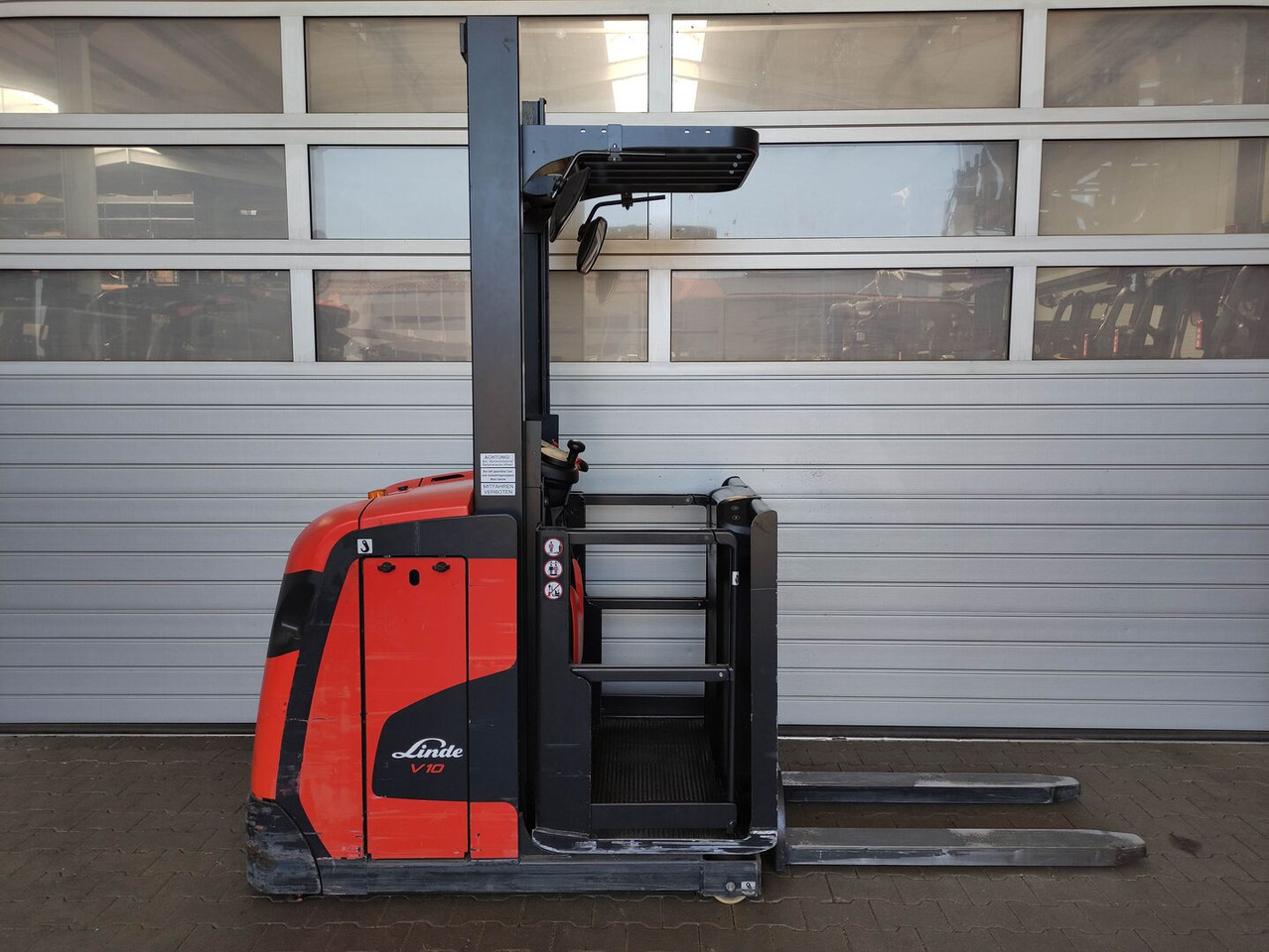 Linde V10-02 - Μηχάνημα συλλογής παραγγελιών: φωτογραφία 1 Linde V10-02 - Μηχάνημα συλλογής παραγγελιών: φωτογραφία 1
