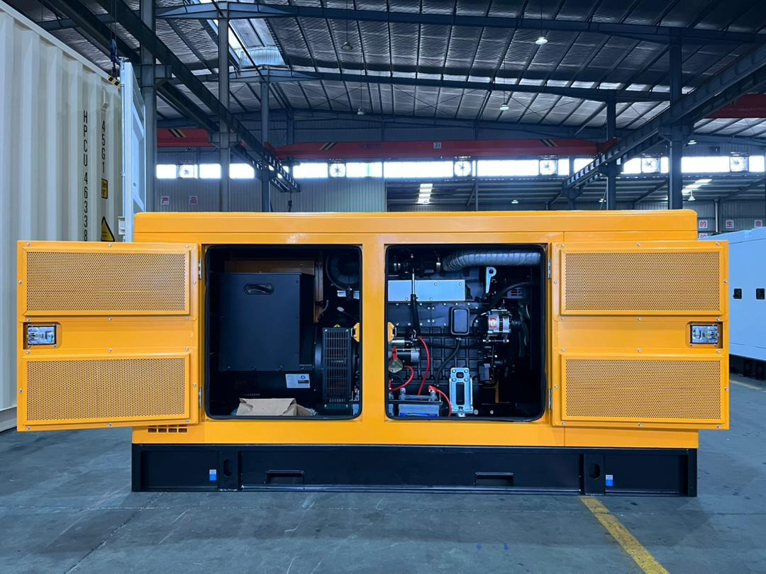 HELVETICA POWER HP030S1A 38KVA / 30KW Diesel Stromgenerator SuperSilent - Βιομηχανική γεννήτρια: φωτογραφία 3 HELVETICA POWER HP030S1A 38KVA / 30KW Diesel Stromgenerator SuperSilent - Βιομηχανική γεννήτρια: φωτογραφία 3