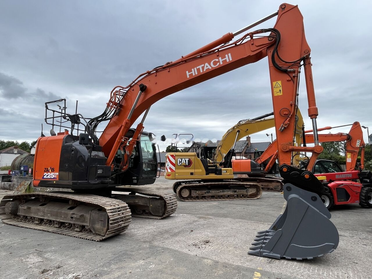 Hitachi ZX225 - Ερπυστριοφόρος εκσκαφέας: φωτογραφία 2 Hitachi ZX225 - Ερπυστριοφόρος εκσκαφέας: φωτογραφία 2
