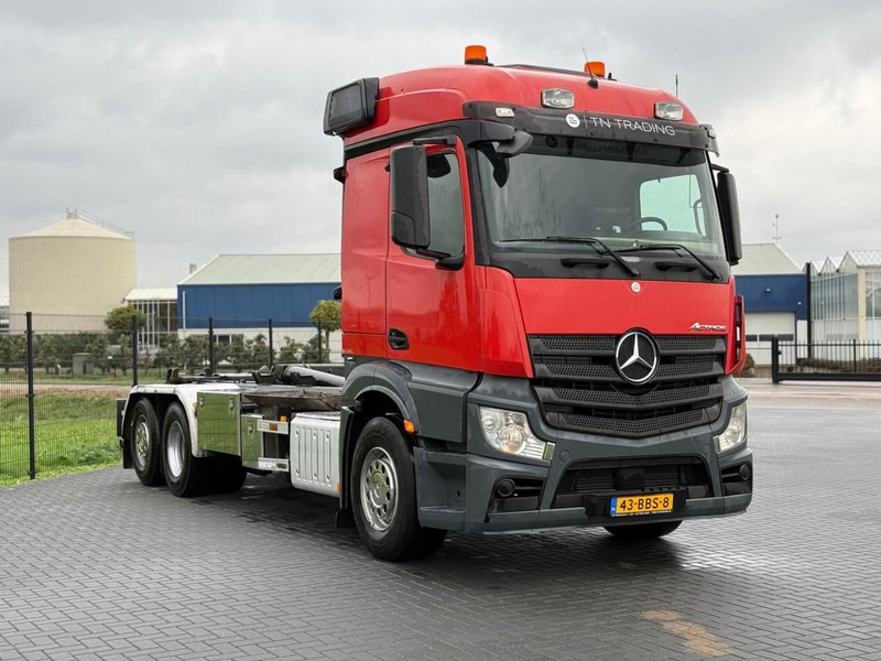 Mercedes-Benz ACTROS HAAKARM SYSTEEM, GOEDE STAAT, OMVORMER, 616.802 KM. - Φορτηγό φόρτωσης γάντζου: φωτογραφία 1 Mercedes-Benz ACTROS HAAKARM SYSTEEM, GOEDE STAAT, OMVORMER, 616.802 KM. - Φορτηγό φόρτωσης γάντζου: φωτογραφία 1