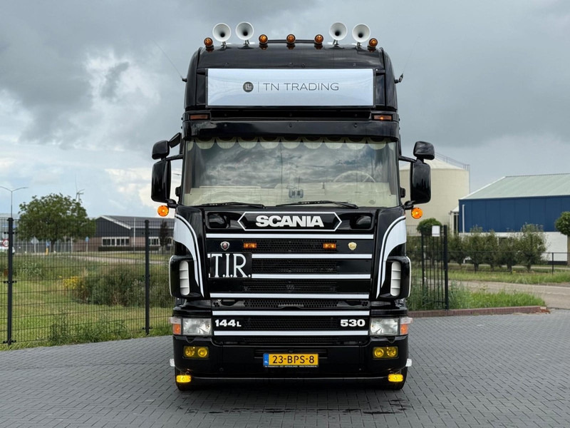 Scania R 144 530 SHOW TRUCK, INTERIEUR, OPEN UITLAAT, HOBBY, TOP. - Τράκτορας: φωτογραφία 3 Scania R 144 530 SHOW TRUCK, INTERIEUR, OPEN UITLAAT, HOBBY, TOP. - Τράκτορας: φωτογραφία 3