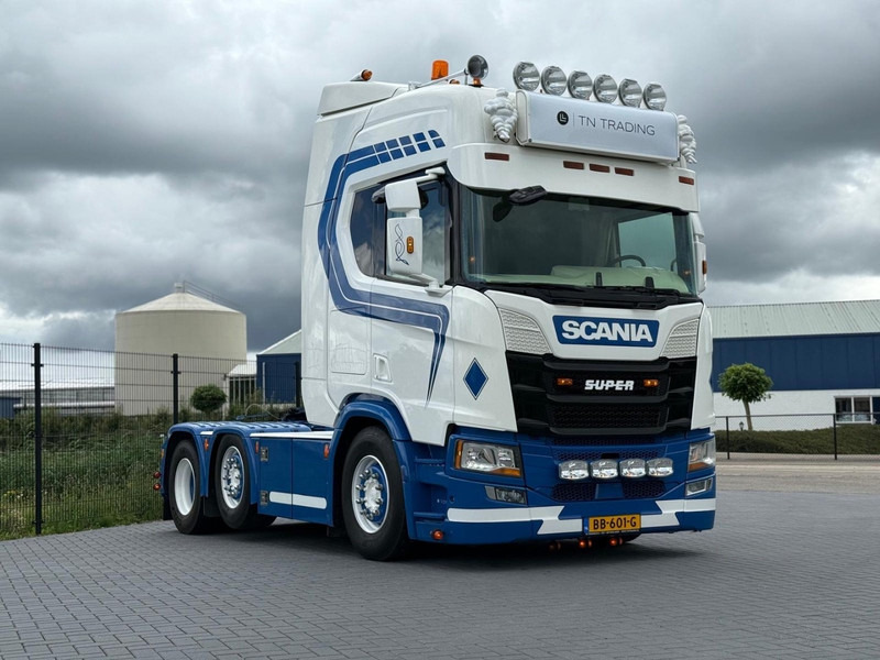 Scania R450 SHOW TRUCK, INTERIOR, STEERING, RETARDER, 570.000 KM. - Τράκτορας: φωτογραφία 1 Scania R450 SHOW TRUCK, INTERIOR, STEERING, RETARDER, 570.000 KM. - Τράκτορας: φωτογραφία 1