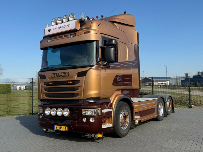 Scania R730 V8 V8, SHOWTRUCK VOLLUCHT, RETARDER, HYDRAULIEK, BOOGIE, ALU WIELEN, LEER. - Τράκτορας: φωτογραφία 1 Scania R730 V8 V8, SHOWTRUCK VOLLUCHT, RETARDER, HYDRAULIEK, BOOGIE, ALU WIELEN, LEER. - Τράκτορας: φωτογραφία 1