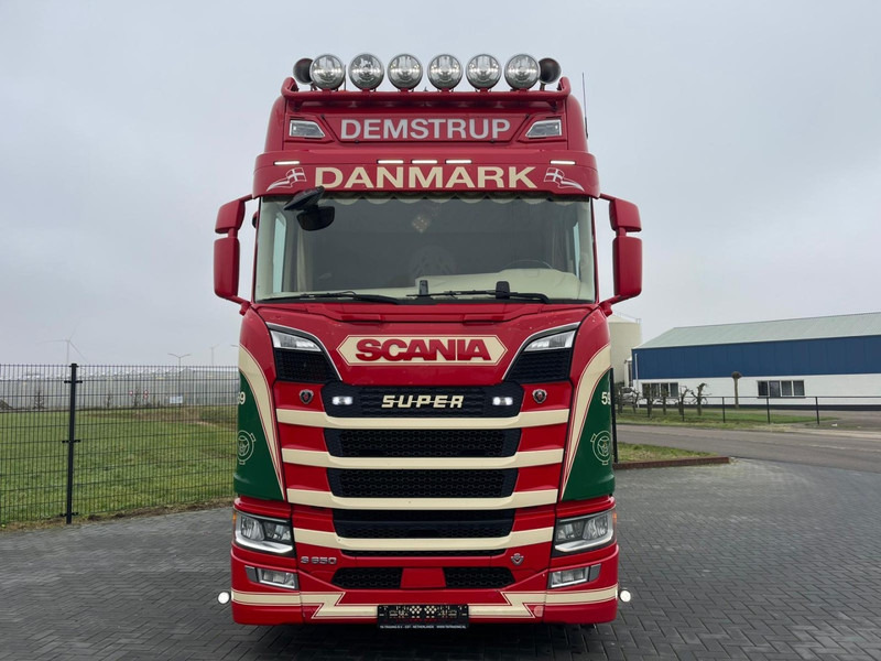 Scania S 650 SHOW TRUCK, FULL AIR, MOTOR BRAKE, PTO/HYDRAULIC. - Τράκτορας: φωτογραφία 3 Scania S 650 SHOW TRUCK, FULL AIR, MOTOR BRAKE, PTO/HYDRAULIC. - Τράκτορας: φωτογραφία 3