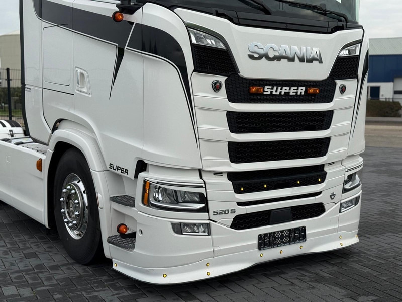 Scania S520 V8 NGS FULL SPOILER, PARK COOLER, FULL AIR, RETARDER, 6 BALLOONS. - Τράκτορας: φωτογραφία 4 Scania S520 V8 NGS FULL SPOILER, PARK COOLER, FULL AIR, RETARDER, 6 BALLOONS. - Τράκτορας: φωτογραφία 4