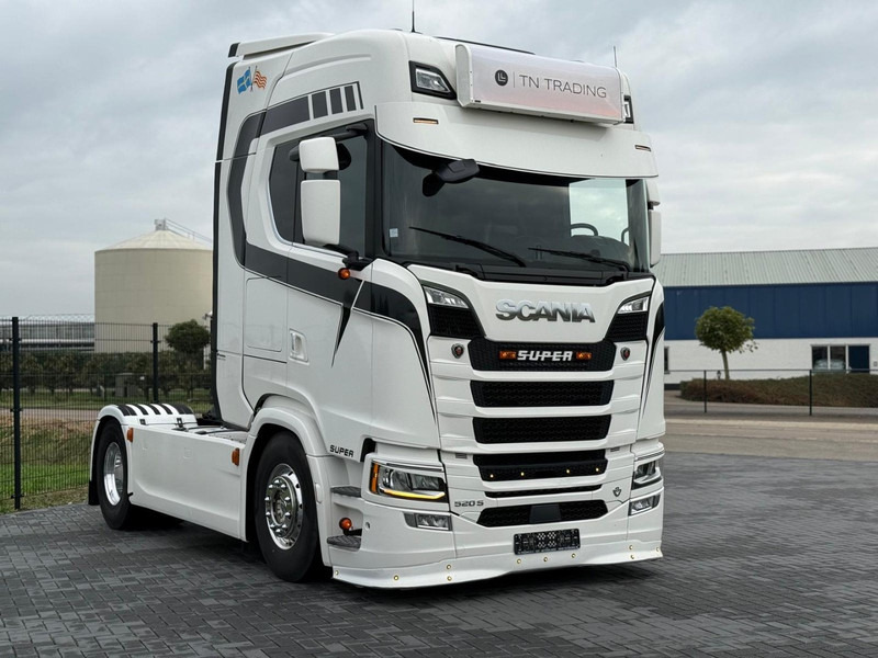 Scania S520 V8 NGS FULL SPOILER, PARK COOLER, FULL AIR, RETARDER, 6 BALLOONS. - Τράκτορας: φωτογραφία 1 Scania S520 V8 NGS FULL SPOILER, PARK COOLER, FULL AIR, RETARDER, 6 BALLOONS. - Τράκτορας: φωτογραφία 1