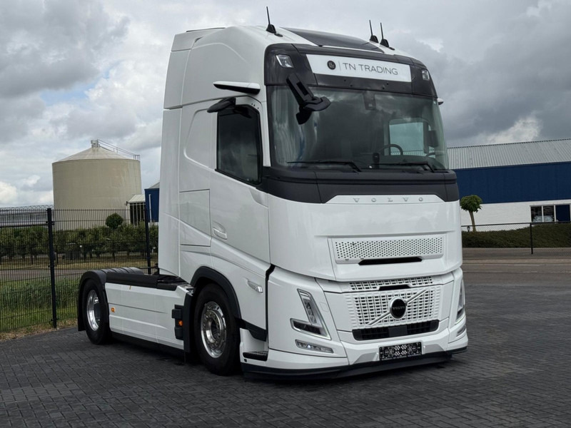 Volvo FH 13.460XL NEW, FULL AIR, ALCOA, HYDRAULIC, XL, FULL. - Τράκτορας: φωτογραφία 1 Volvo FH 13.460XL NEW, FULL AIR, ALCOA, HYDRAULIC, XL, FULL. - Τράκτορας: φωτογραφία 1