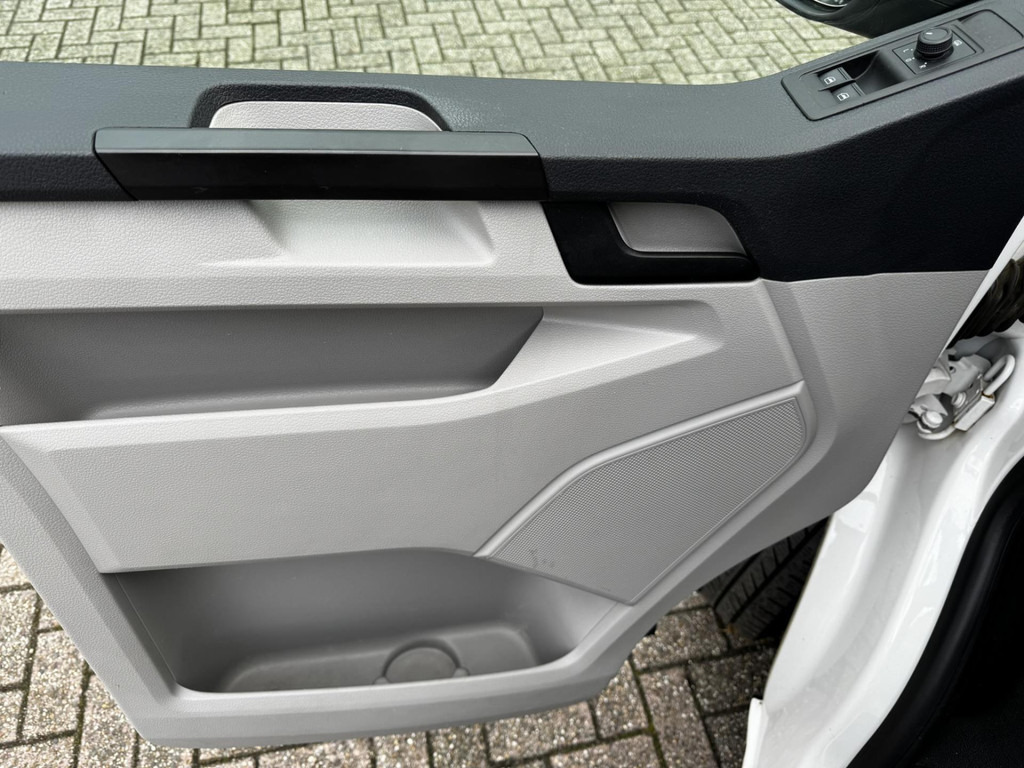 Volkswagen Transporter Kombi-T6 2.0 TDI 9 persoons Cruise control Airco Verwarmbare buitenspiegels - Επιβατικό βαν: φωτογραφία 5 Volkswagen Transporter Kombi-T6 2.0 TDI 9 persoons Cruise control Airco Verwarmbare buitenspiegels - Επιβατικό βαν: φωτογραφία 5