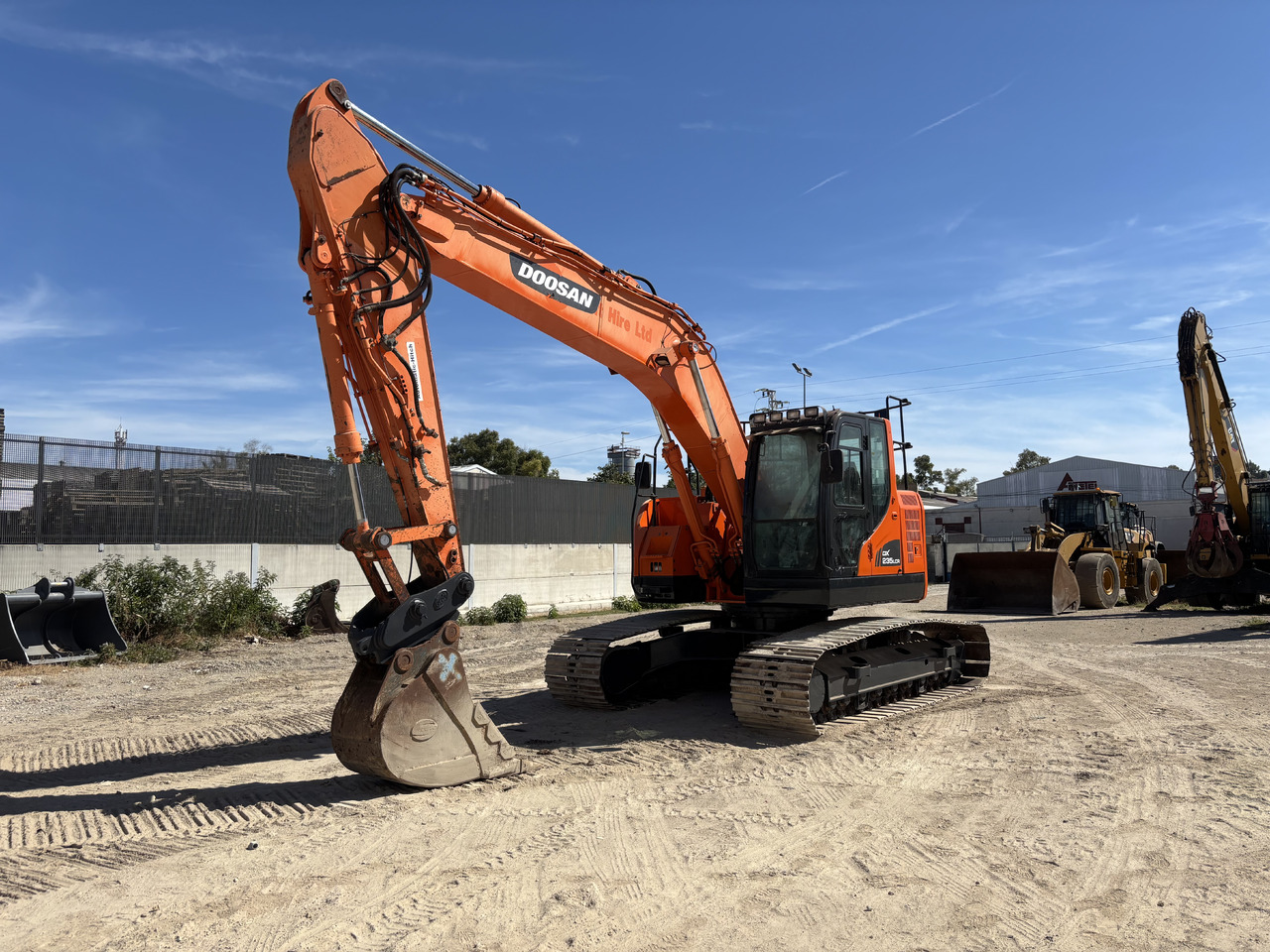 DOOSAN DX235LCR - Ερπυστριοφόρος εκσκαφέας: φωτογραφία 1 DOOSAN DX235LCR - Ερπυστριοφόρος εκσκαφέας: φωτογραφία 1