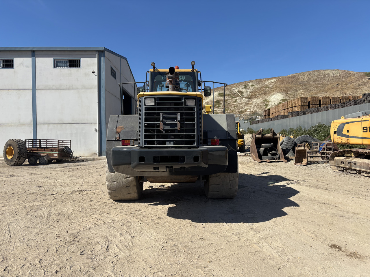 KOMATSU WA480-6 - Ελαστιχοφόρος φορτωτής: φωτογραφία 4 KOMATSU WA480-6 - Ελαστιχοφόρος φορτωτής: φωτογραφία 4