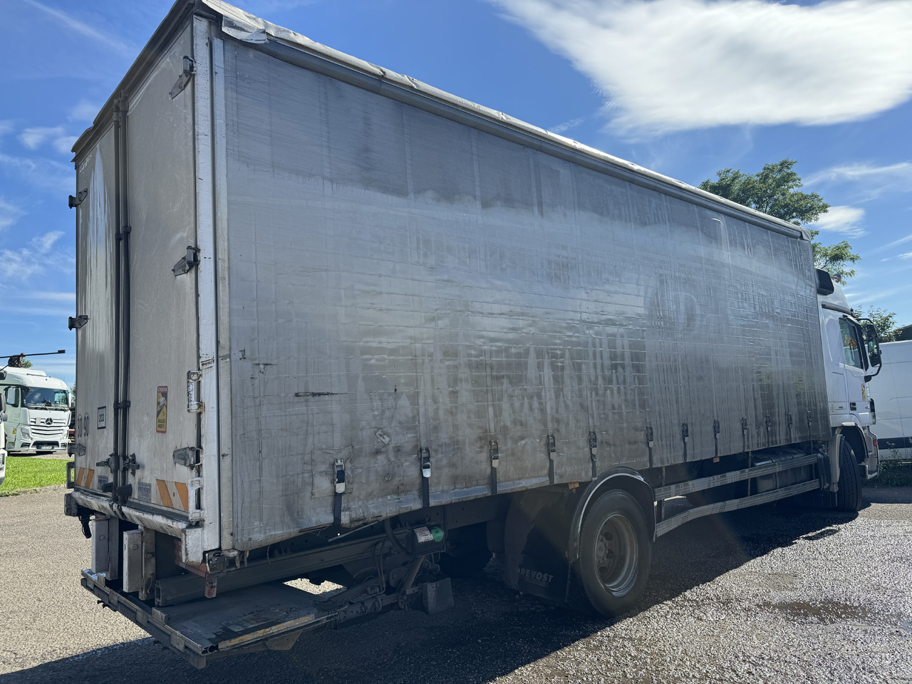 MERCEDES-BENZ ACTROS 1832 - Φορτηγό μουσαμάς: φωτογραφία 3 MERCEDES-BENZ ACTROS 1832 - Φορτηγό μουσαμάς: φωτογραφία 3