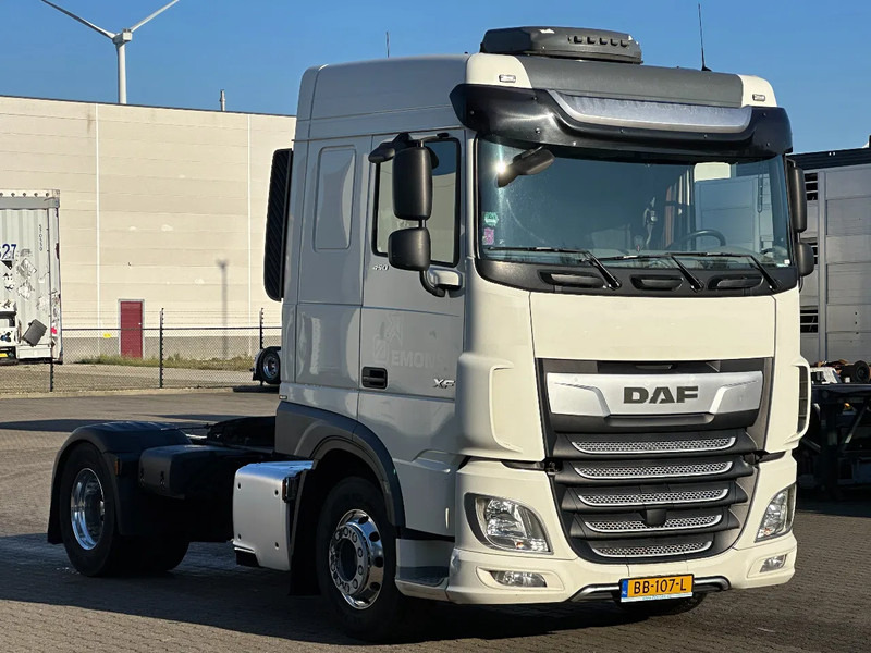 DAF XF 450 Space Cab - Euro 6 - Alcoa - Smart Tacho - Τράκτορας: φωτογραφία 2 DAF XF 450 Space Cab - Euro 6 - Alcoa - Smart Tacho - Τράκτορας: φωτογραφία 2
