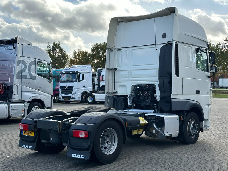 DAF XF 450 Super Space Cab Euro 6 - Τράκτορας: φωτογραφία 3 DAF XF 450 Super Space Cab Euro 6 - Τράκτορας: φωτογραφία 3