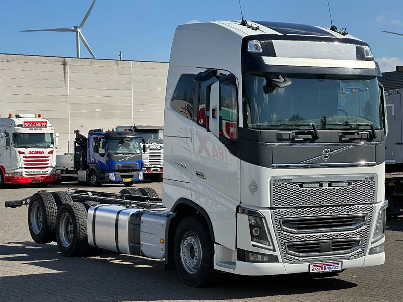 Volvo FH 16.650 6x2 Chassis Retarder Euro 6 WB 4.30 Full Air - Φορτηγό σασί: φωτογραφία 2 Volvo FH 16.650 6x2 Chassis Retarder Euro 6 WB 4.30 Full Air - Φορτηγό σασί: φωτογραφία 2