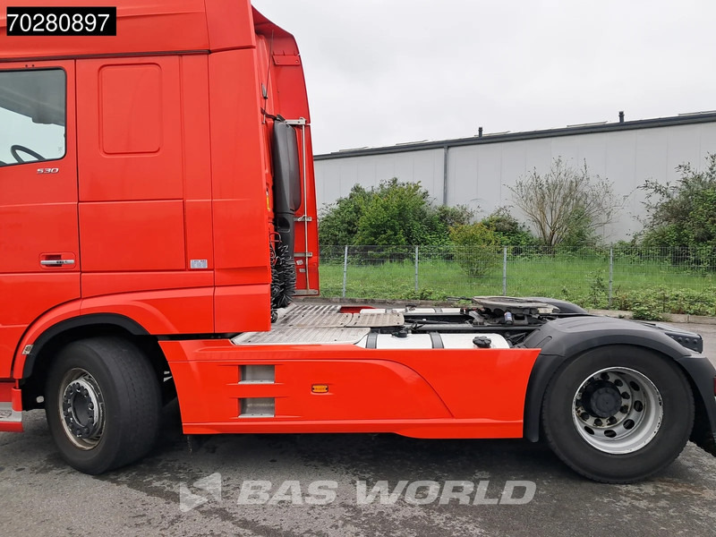 Τράκτορας DAF XF 530 4X2 SSC Retarder 2x Tanks Standklima Navi ACC LED: φωτογραφία 17