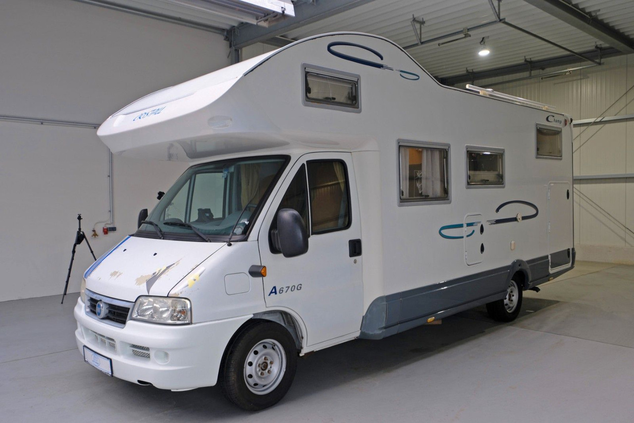 Cristall A 670 G/Automatik/Festbett/Garage/Solar/Markise - Αυτοκινούμενο με σοφίτα: φωτογραφία 2 Cristall A 670 G/Automatik/Festbett/Garage/Solar/Markise - Αυτοκινούμενο με σοφίτα: φωτογραφία 2