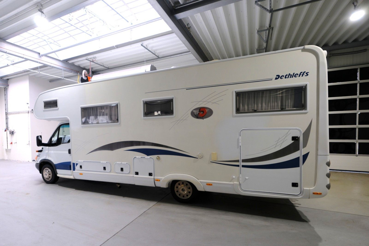 Dethleffs Globetrotter A 8000 XXL/Festbett/Garage/Solar - Αυτοκινούμενο με σοφίτα: φωτογραφία 4 Dethleffs Globetrotter A 8000 XXL/Festbett/Garage/Solar - Αυτοκινούμενο με σοφίτα: φωτογραφία 4